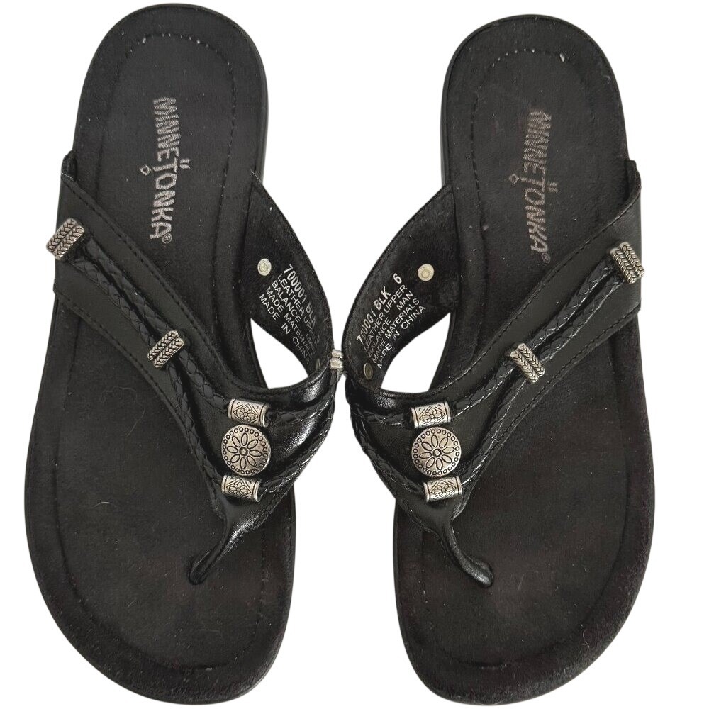 Minnetonka Womens Black Leather Wedge Thong Sandals Concho Braided Size 6